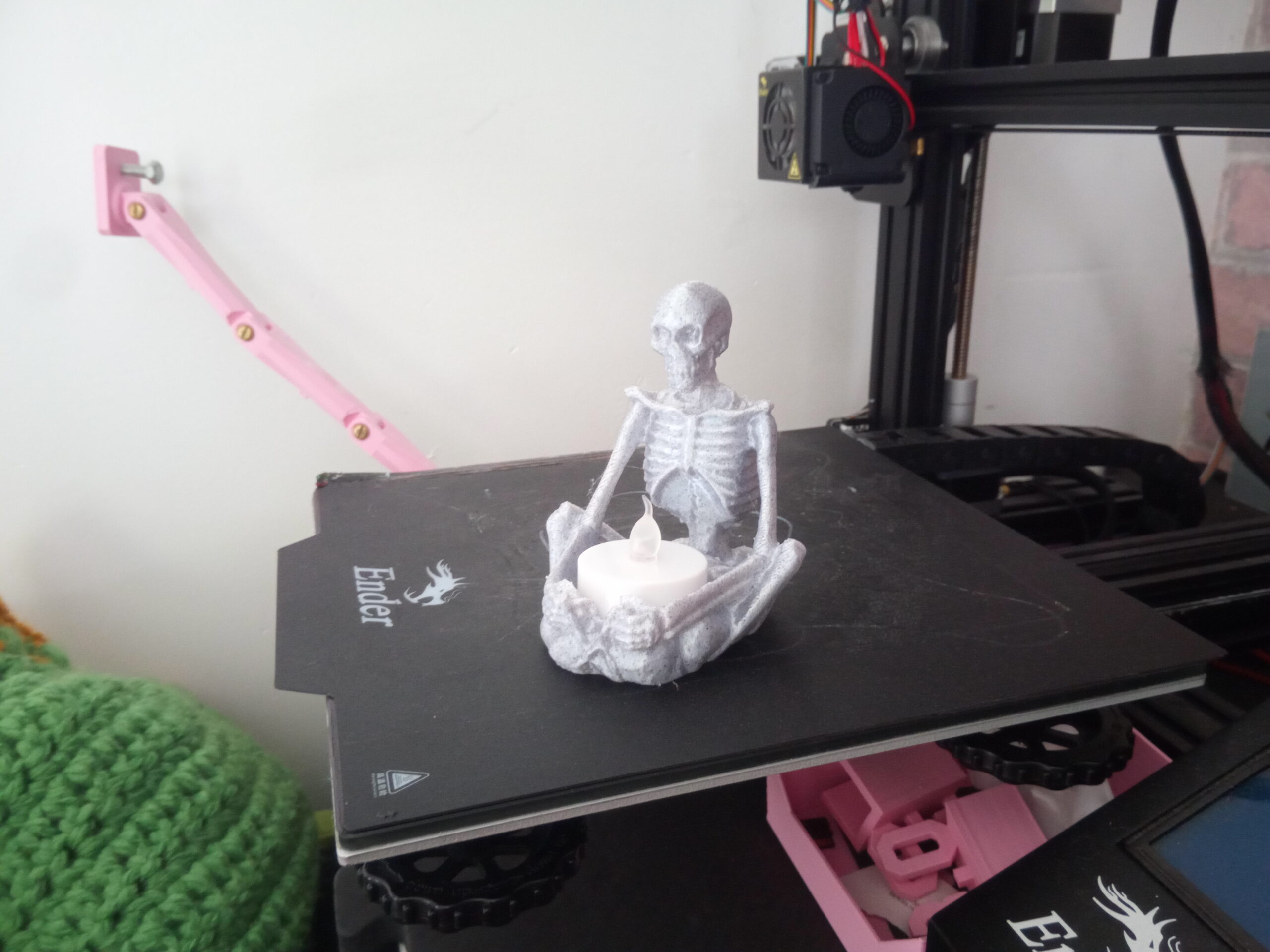 Skeleton tealight holder