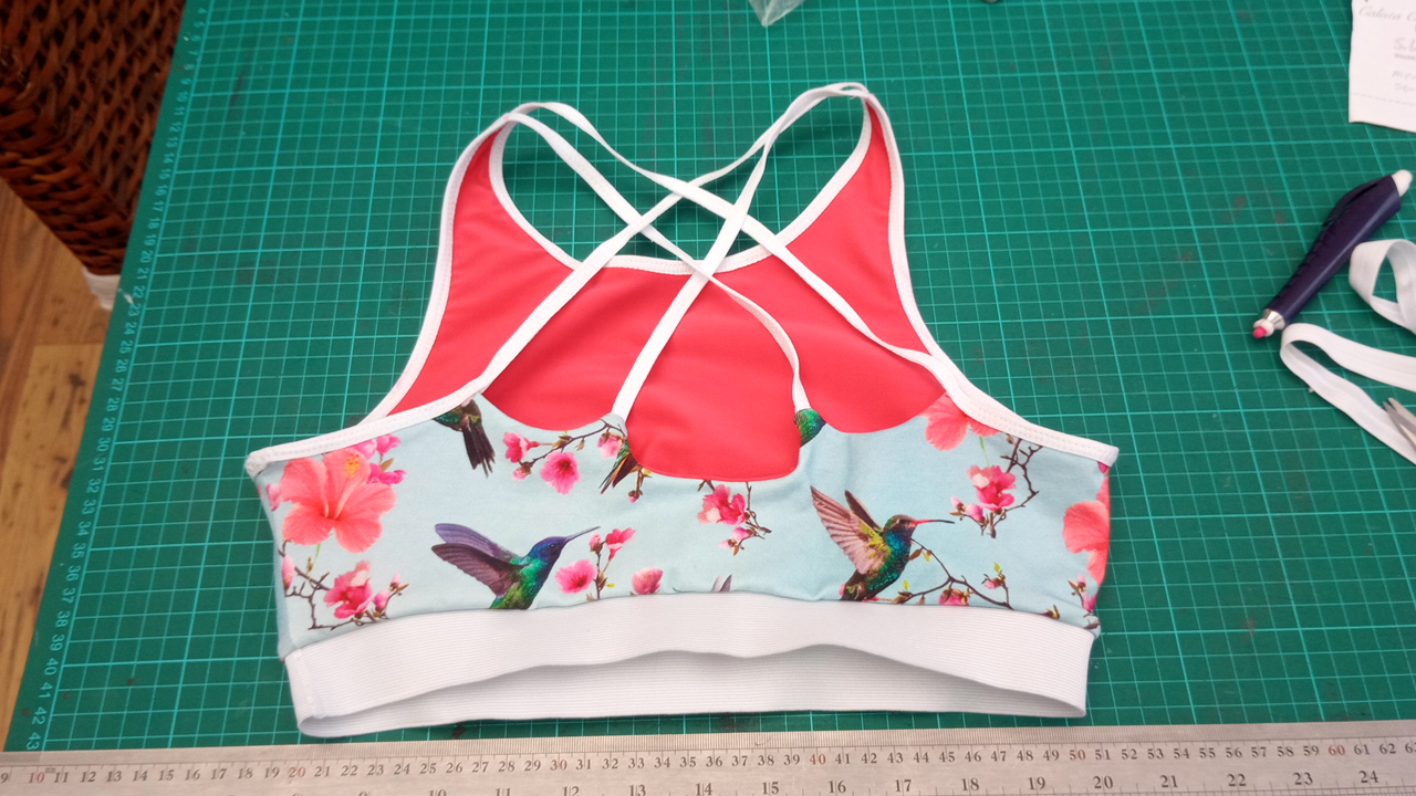 Sport bra / knicker set